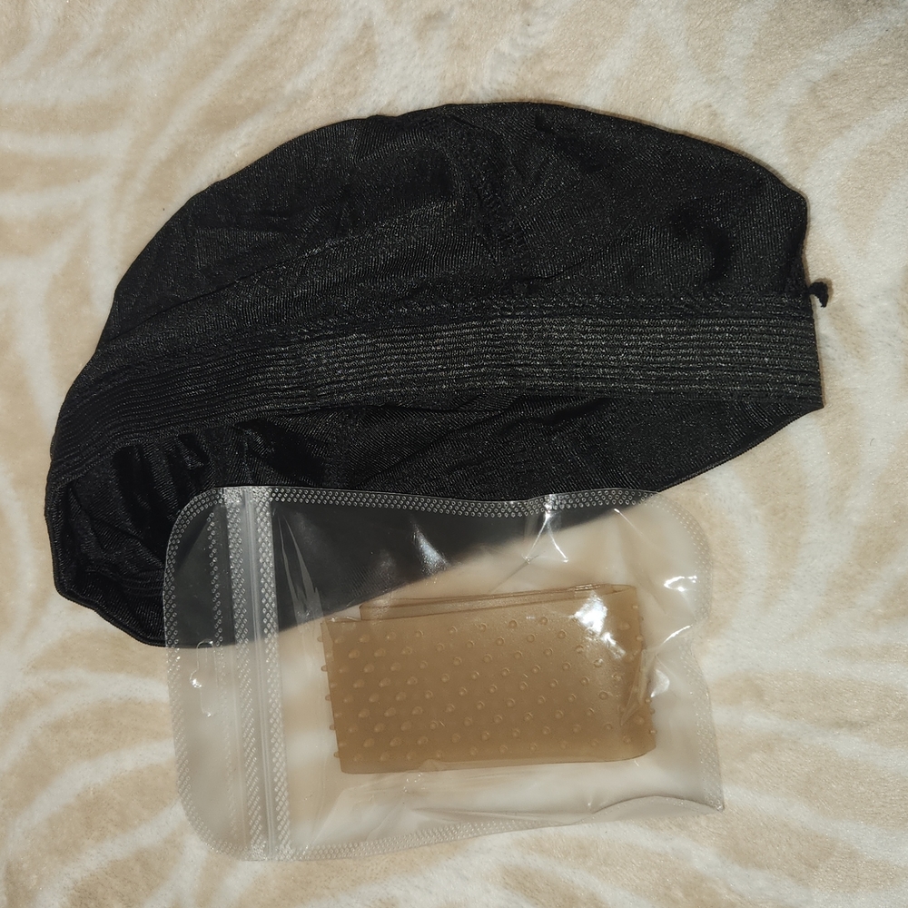 Brand new!  Wig accessories